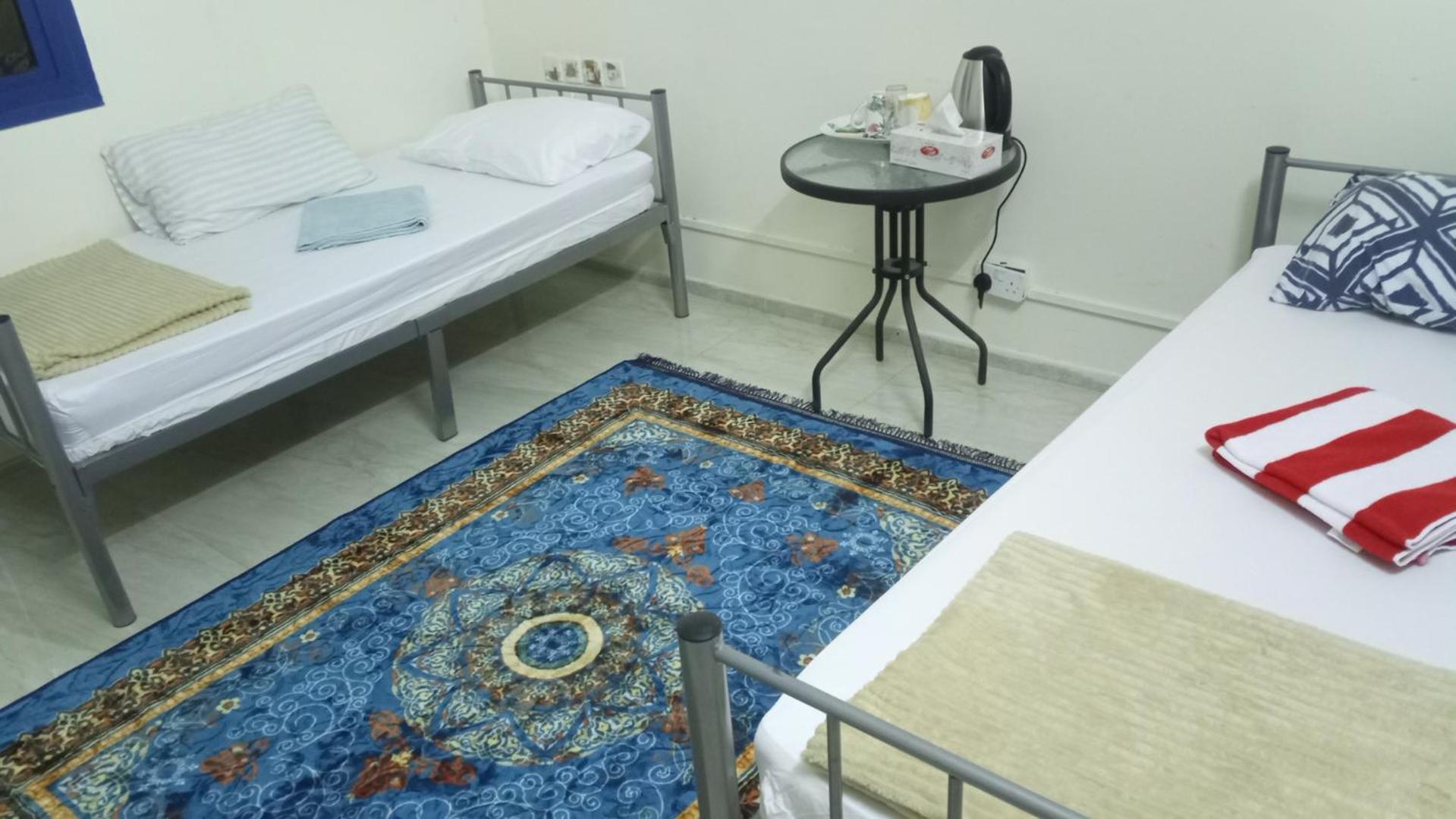 Salem House Hostel 尼兹瓦 外观 照片