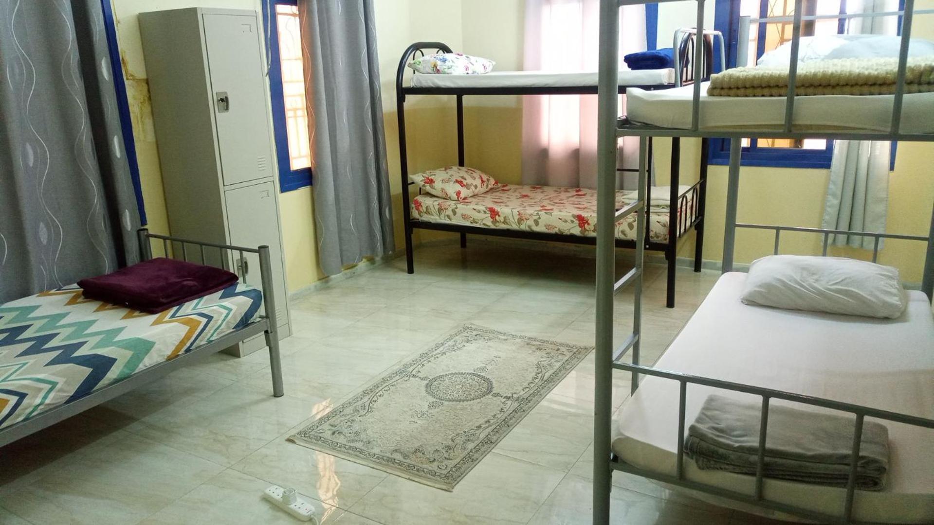 Salem House Hostel 尼兹瓦 外观 照片