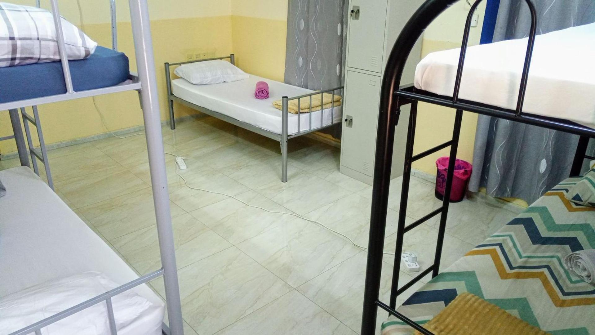 Salem House Hostel 尼兹瓦 外观 照片