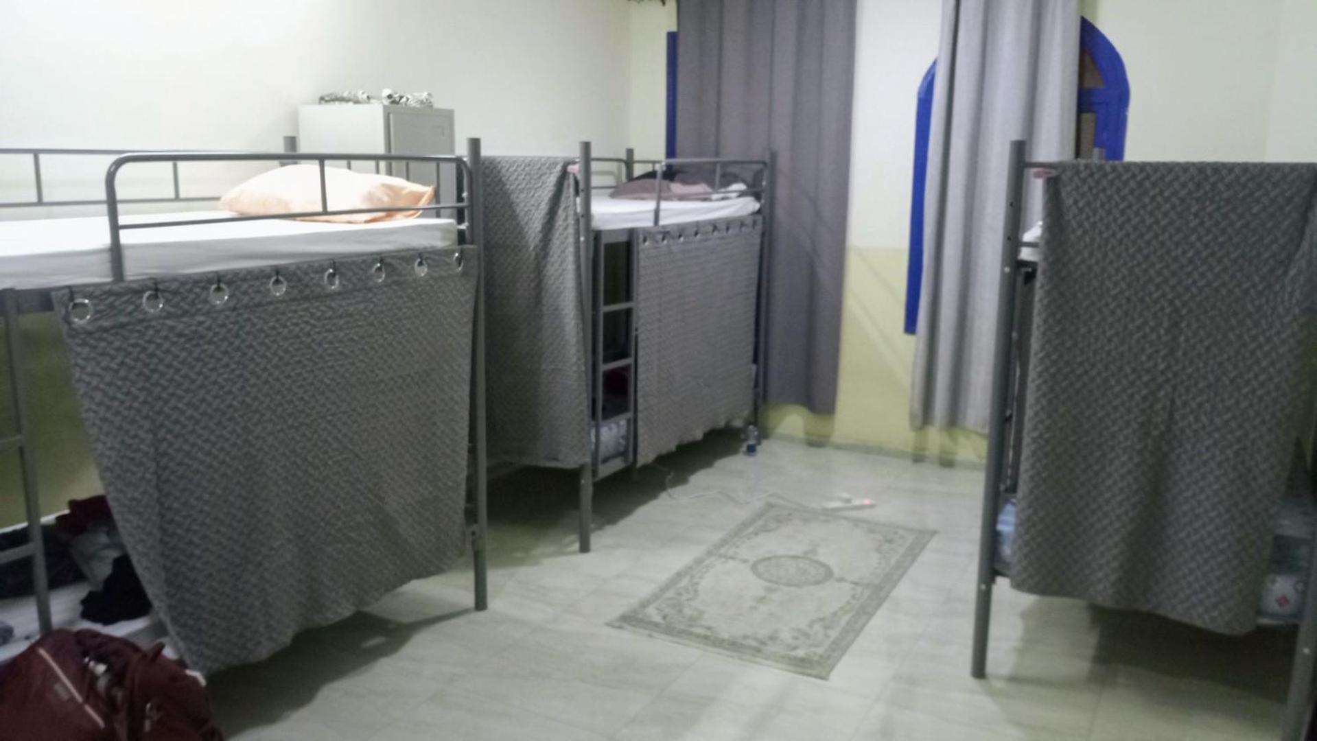 Salem House Hostel 尼兹瓦 外观 照片