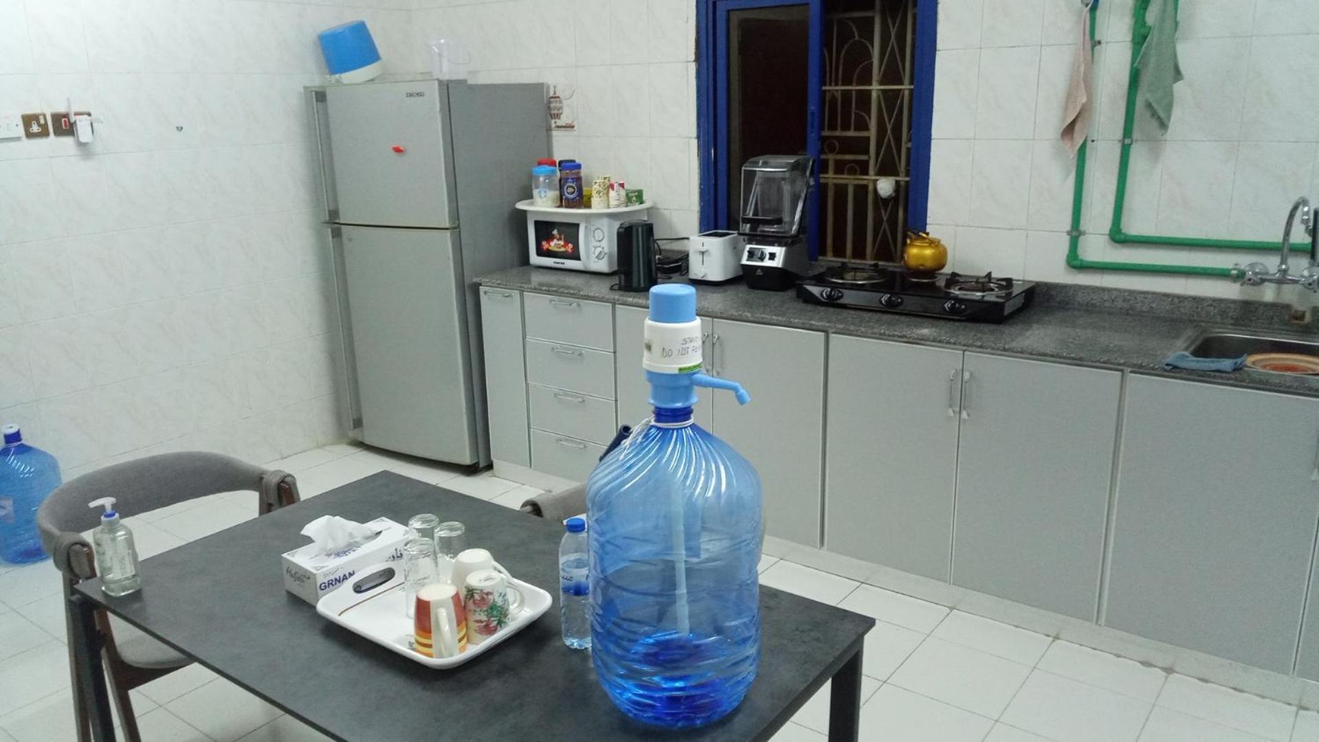 Salem House Hostel 尼兹瓦 外观 照片