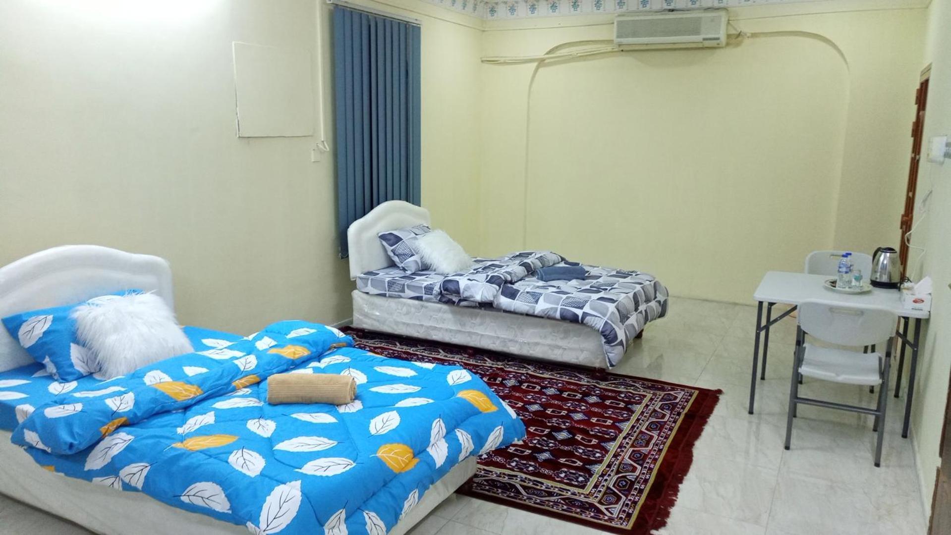 Salem House Hostel 尼兹瓦 外观 照片