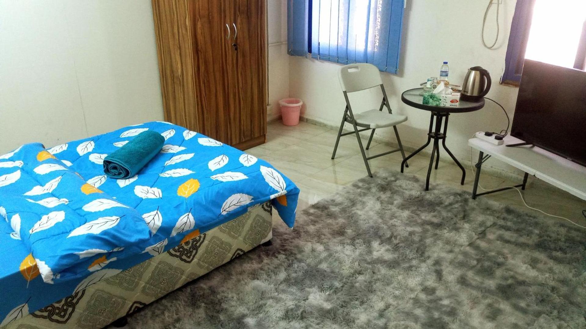 Salem House Hostel 尼兹瓦 外观 照片