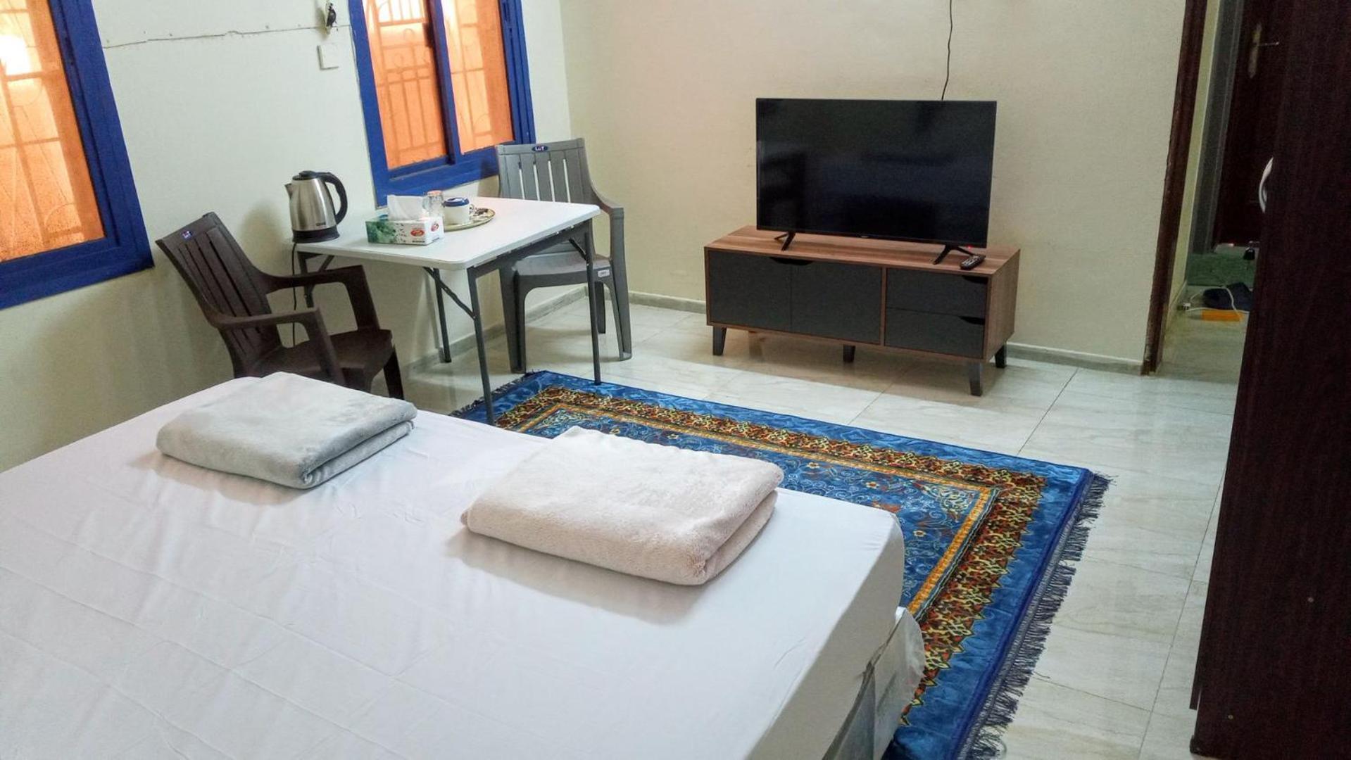 Salem House Hostel 尼兹瓦 外观 照片