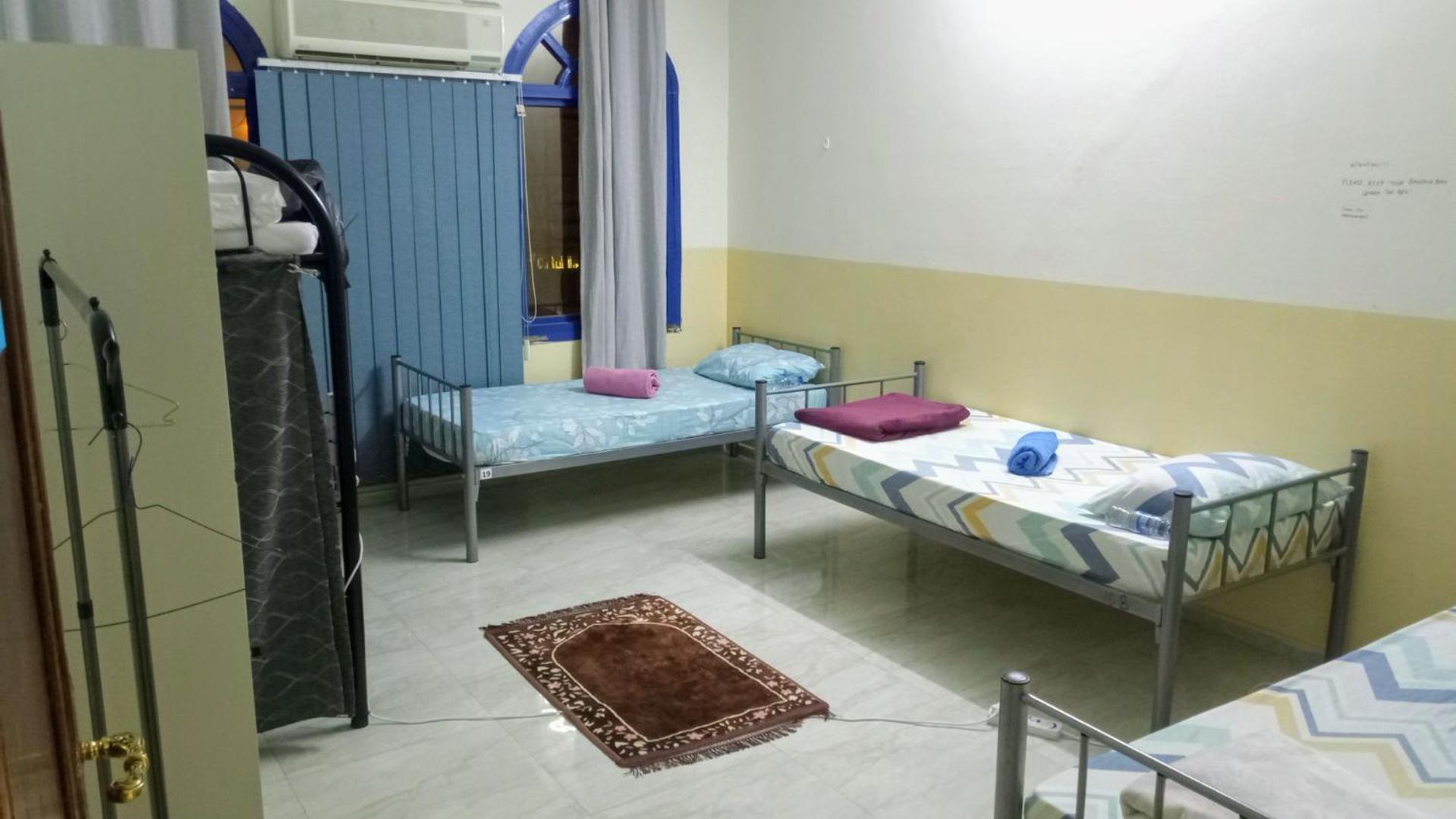Salem House Hostel 尼兹瓦 外观 照片