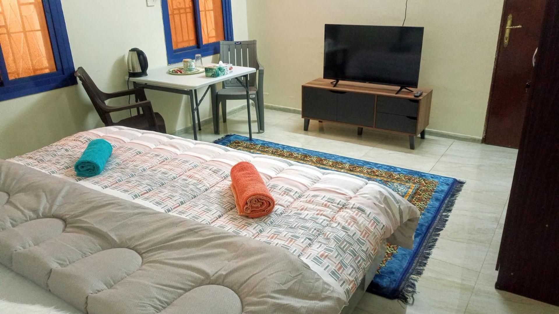 Salem House Hostel 尼兹瓦 外观 照片
